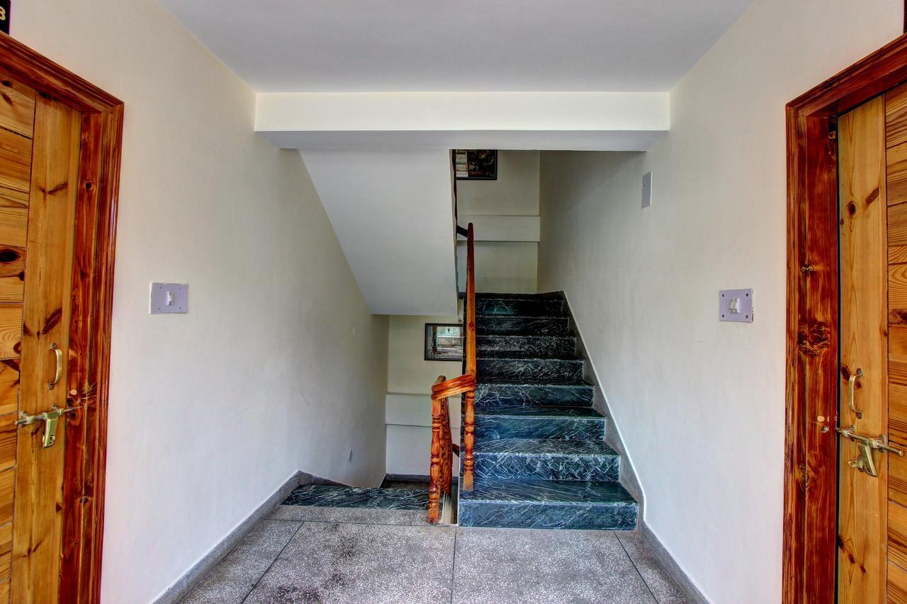 Hotel Monarch Residency มะนาลี ภายนอก รูปภาพ