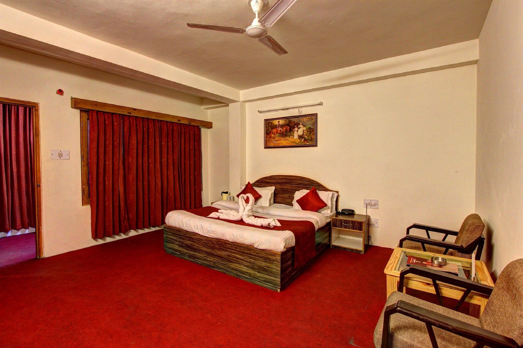 Hotel Monarch Residency มะนาลี ภายนอก รูปภาพ